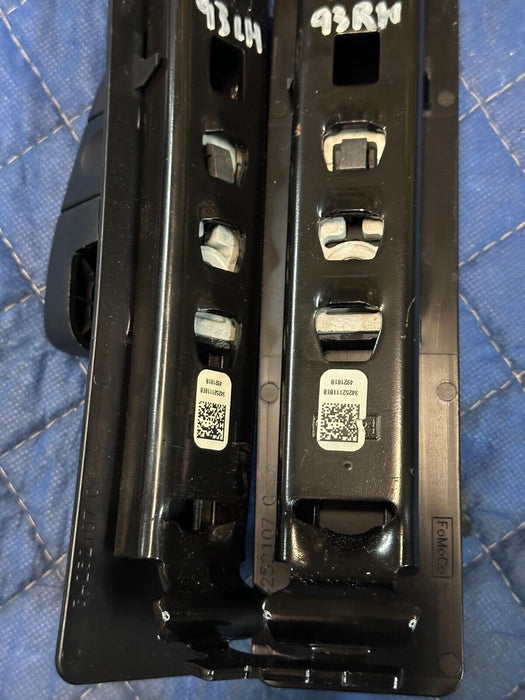 2019 FORD F250 F350 F450 PLATINUM B PILLAR SEATBELT ADJUSTER BRACKETS PAIR OEM