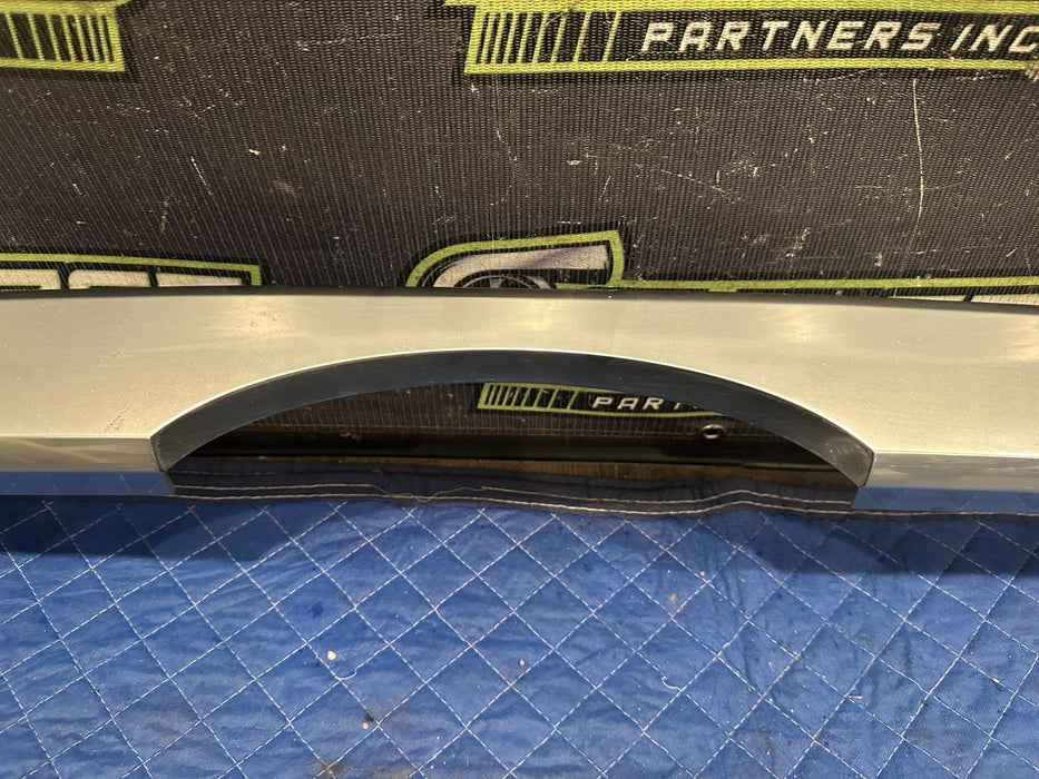 2017-2019 FORD F250 F350 F450 SUPERDUTY LIMITED GRILLE TRIM OEM *SLIGHT WEAR #7*