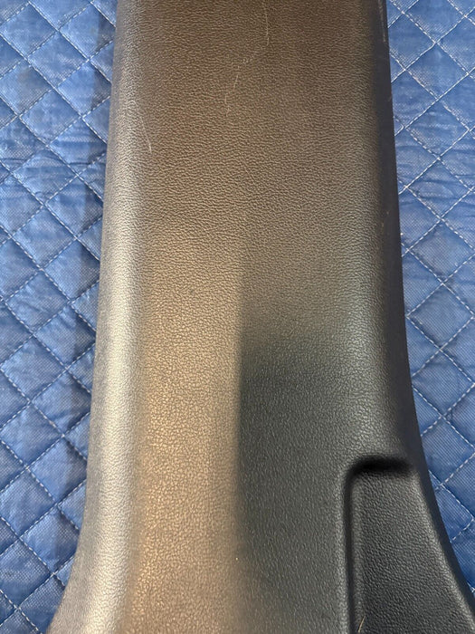 2017-2022 FORD F250 F350 F450 KING RANCH DRIVER LEFT LOWER B PILLAR