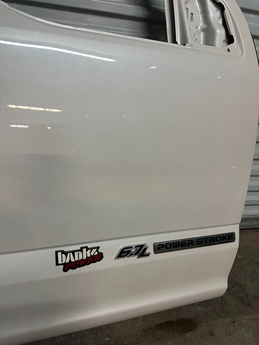 2017-2019 FORD F250 F350 F450 LIMITED FRONT RIGHT DOOR SHELL OEM (PAINT CODE:UG)