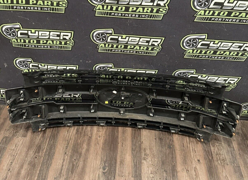 2017 2018 2019 FORD F250 F350 F450 LARIAT CHROME GRILLE OEM