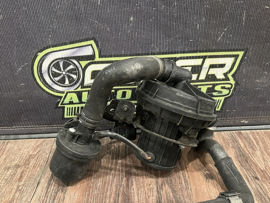 2021 AUDI R8 LEFT SECONDARY AIR INJECTION PUMP OEM 4S0 906 601 B