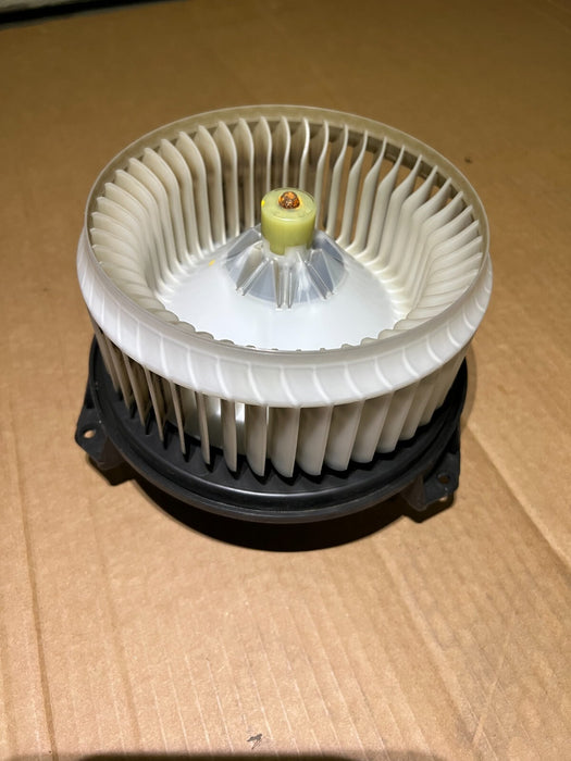 2017 RAM 3500 DIESEL 6.7L CUMMINS BLOWER WITH MOTOR WHEEL 85K OEM 68048903AB