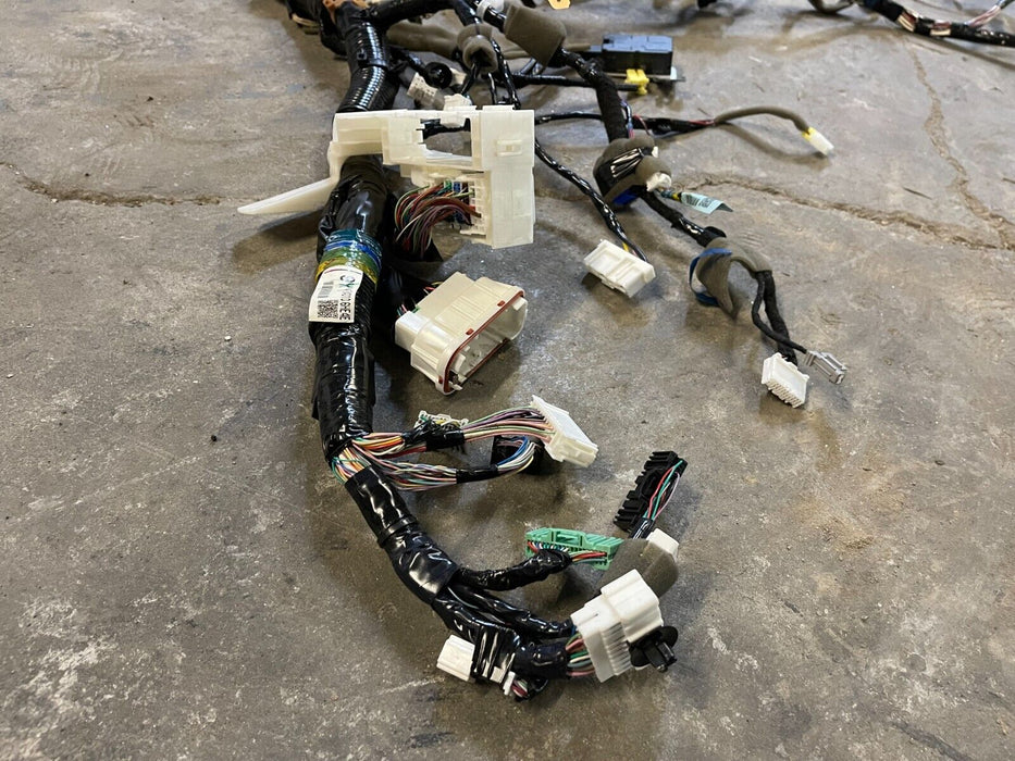 2017 INFINITI Q50 RED SPORT DASHBOARD/ CENTER CONSOLE WIRE WIRING HARNESS OEM