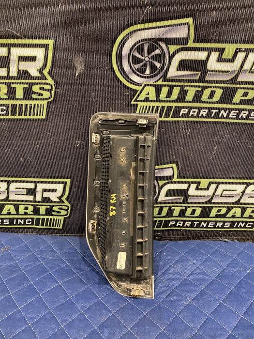 2017-2019 FORD F450 PLATINUM PASSENGER RIGHT FENDER EMBLEM BADGE OEM