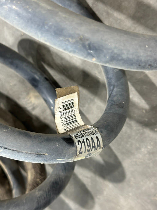 2015 DODGE RAM 2500 REAR PASSENGER RIGHT COIL SPRING OEM 68091219AA