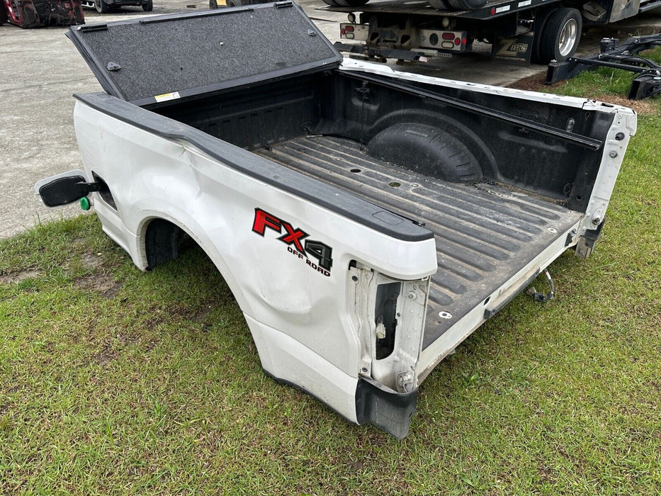 2017 2018 2019 2020 2021 2022 FORD F250 F350 SHORT BED 6' 9" METALLIC WHITE *DMG