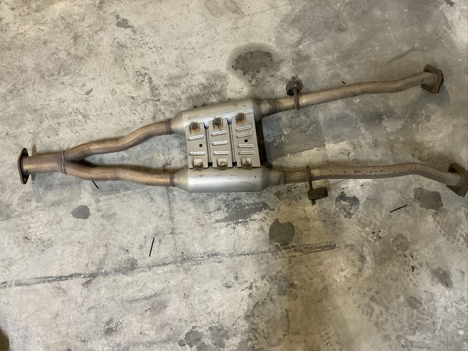 2014-2017 INFINITI Q50 RED SPORT 3.0L RWD EXHAUST MUFFLER PIPE 20300-4GE2B