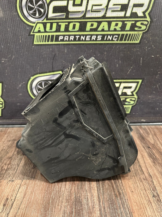 2017-18 AUDI R8 OUTLET INTAKE AIR DUCT MANIFOLD OEM 4S1 815 459