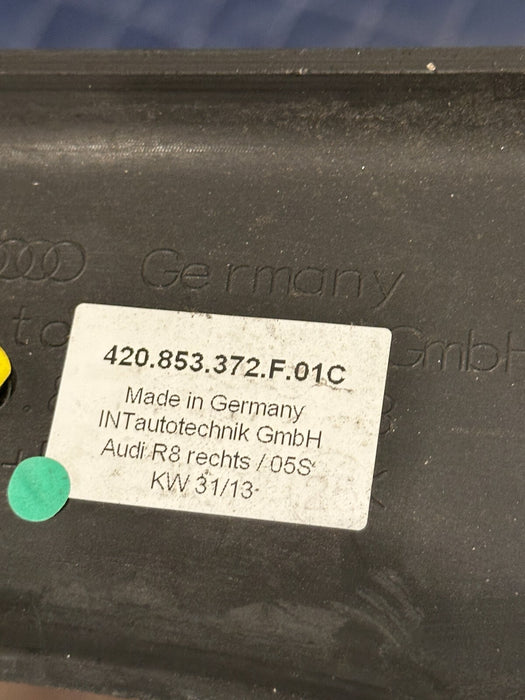 2014 AUDI R8 FRONT PASSENGER RIGHT ILLUMINATED KICK SCUFF SILL PLATE 420 853 372