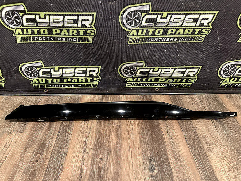 2017 2018 AUDI R8 PLUS REAR LEFT AIR GUIDE GRILLE GLOSS BLACK TRIM PANEL OEM