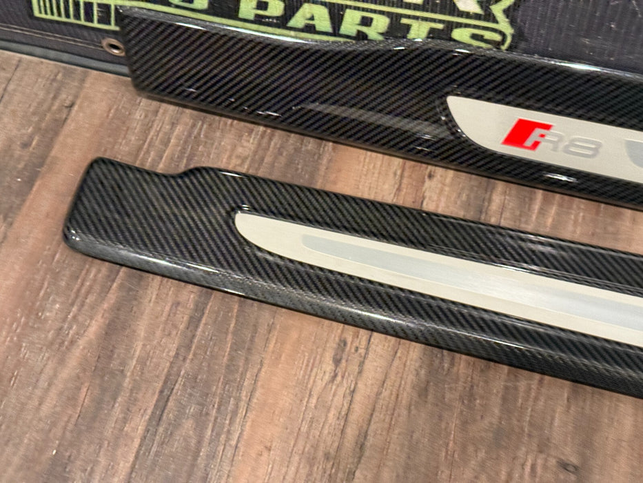 2014 AUDI R8 PLUS DOOR SILL CARBON FIBER KICK PLATES GENUINE OEM 420853372d
