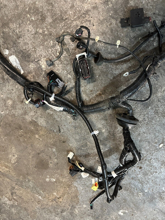 2016 2017 NISSAN TITAN XD OEM ENGINE BAY HARNESS 24012 EZ14A