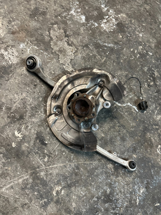 2020 BMW M4 HERITAGE EDITION F82 OEM FRONT LEFT SPINDLE KNUCKLE SUSPENSION