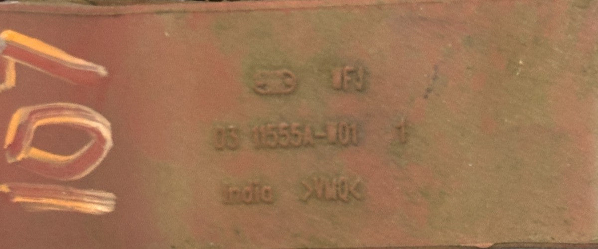 2014 AUDI R8 REAR MUFFLER EXHAUST SYSTEM HANGER BRACKETS (4) 420 251 305