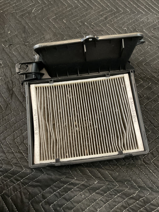 2017 MERCEDES C63 AMG CABRIOLET OEM ENGINE AIR INLET INTAKE DUCT 205 830 88 02