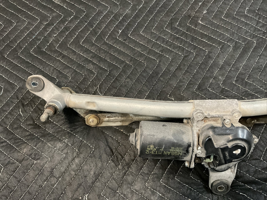 2016 NISSAN TITAN XD FRONT WINDSHIELD WIPER MOTOR OEM 28800-EZ00A