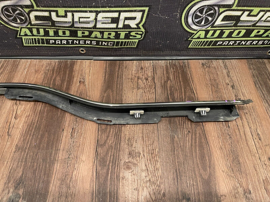 2017-2019 FORD F250 F350 FRONT RIGHT CHROME DOOR STRIP OEM (READ DESCR)