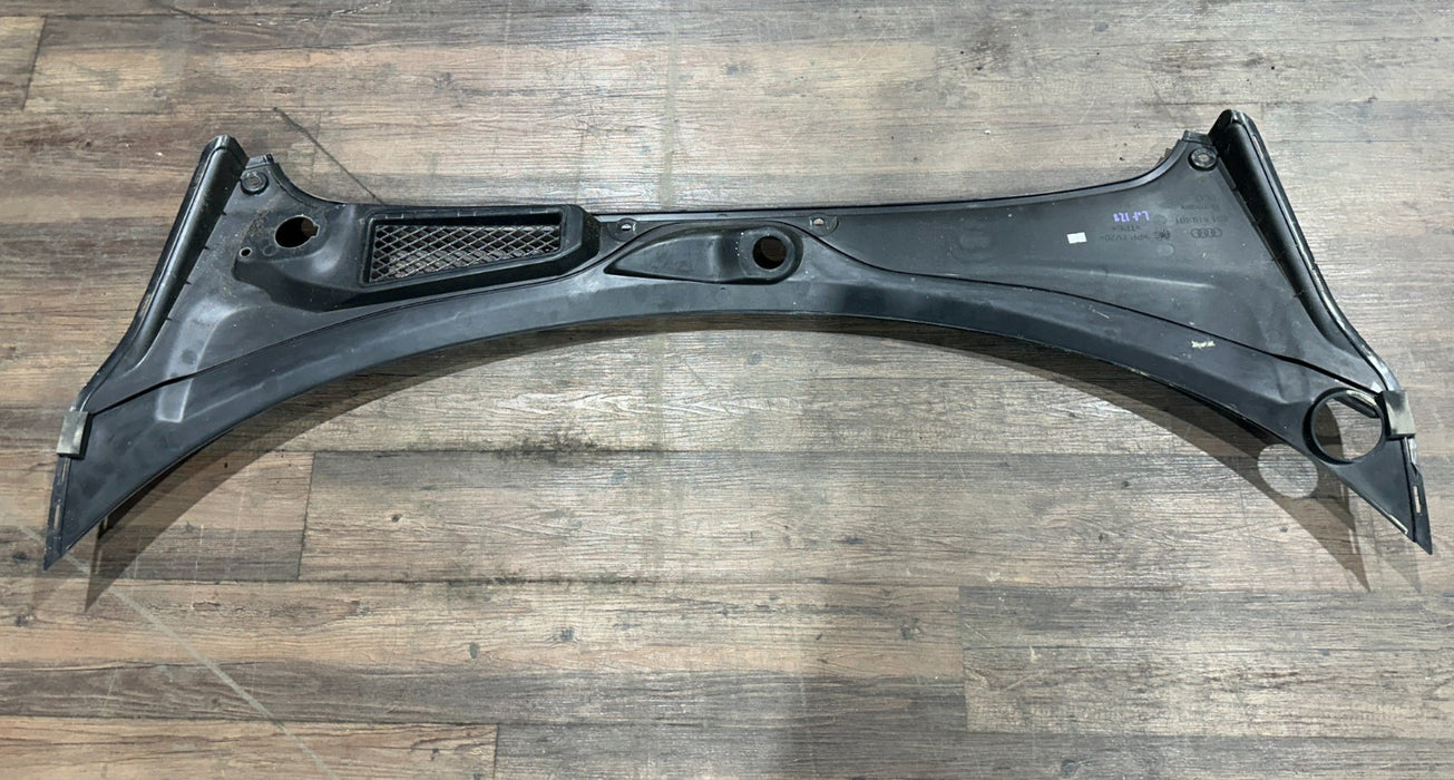 2017 AUDI R8 FRONT WINDSHIELD COWL TRIM OEM 4S1 819 401