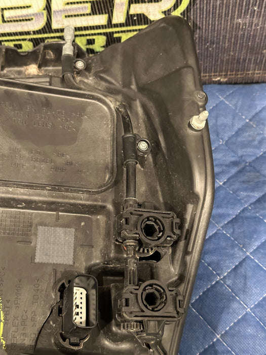 2017-2019 FORD F250 F350 F450 RIGHT PASSENGER LED HEADLIGHT OEM ~DAMAGE~