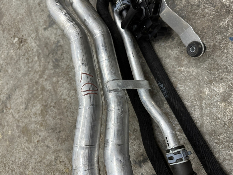 2014 AUDI R8 OEM UNDERBODY CENTER COOLANT PIPE LINE HOSE TUBE 420 121 050 B