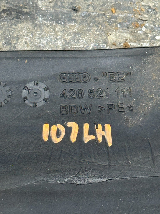 2014 AUDI R8 LEFT INNER FENDER END PLATE COVER OEM 420 821 111 OEM