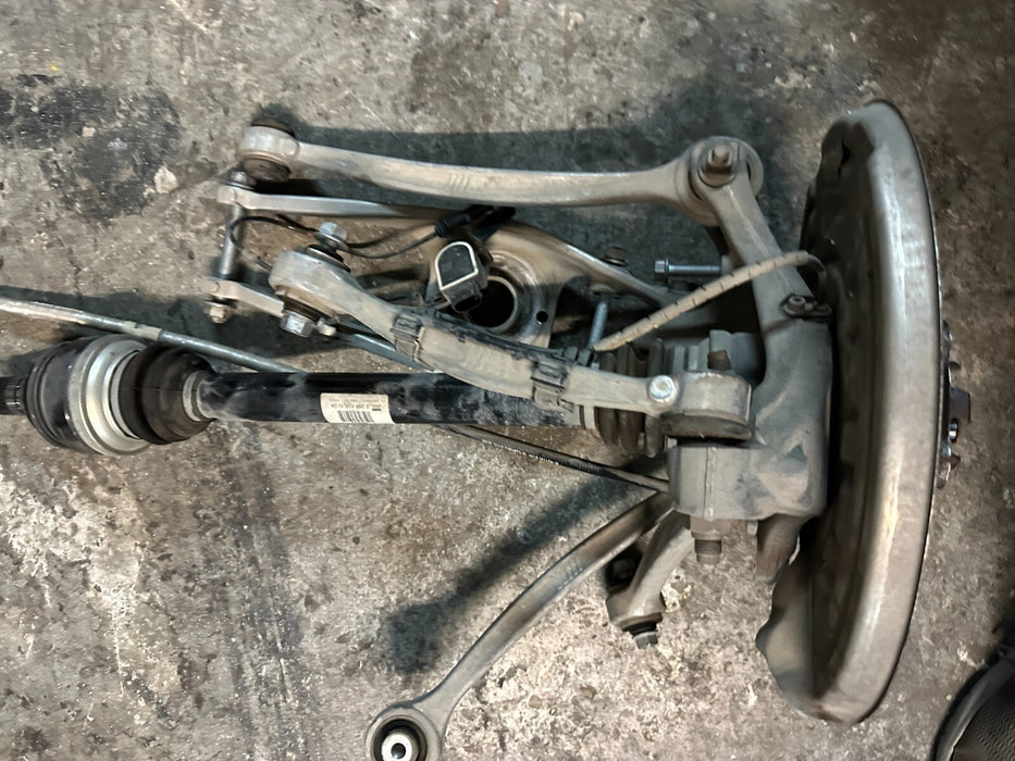 2020 BMW M4 F82 REAR LEFT SPINDLE KNUCKLE CONTROL ARM SUSPENSION W/ AXLE OEM