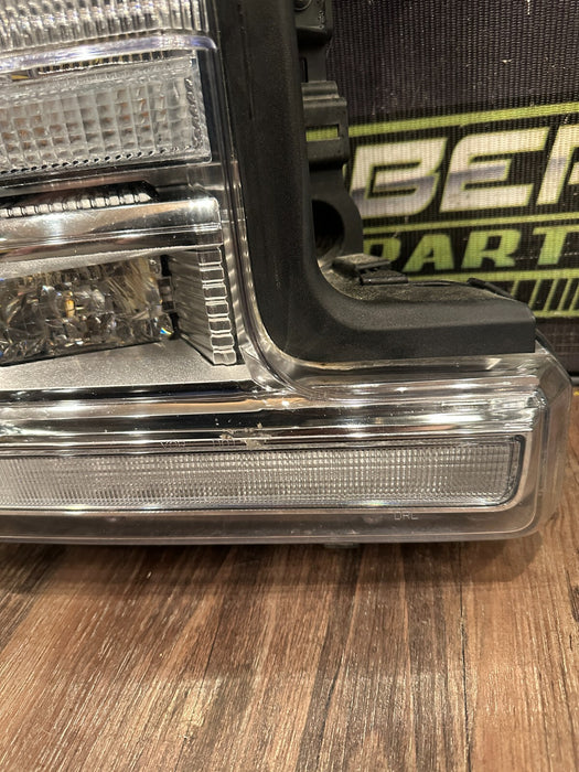 2017 2019 FORD F250 F350 F450 RIGHT PASSENGER HEADLIGHT T LED OEM W/ MODULE