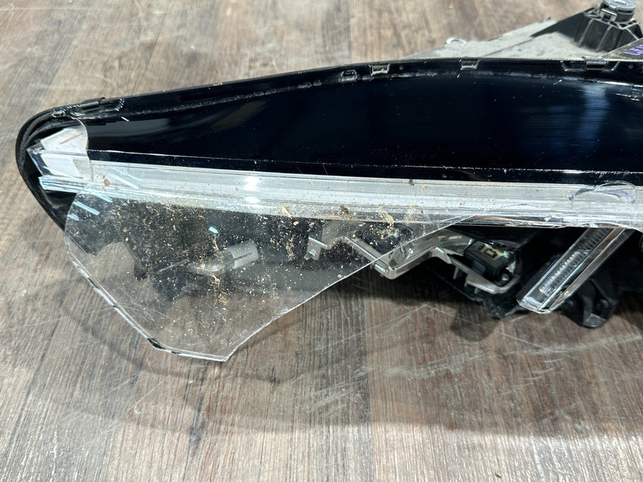 2017 AUDI R8 LEFT LED HEADLIGHT OEM *DAMAGED*