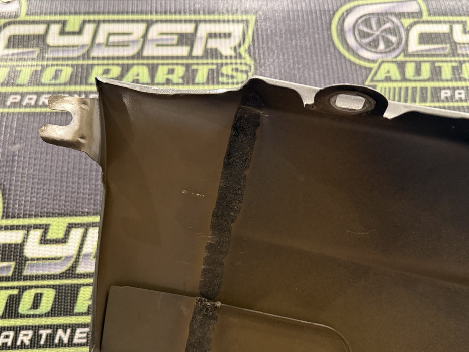 2017-2022 FORD F450 DUALLY LEFT FENDER OEM SILVER SPRUCE - BN *DAMAGE* (LOCAL PU