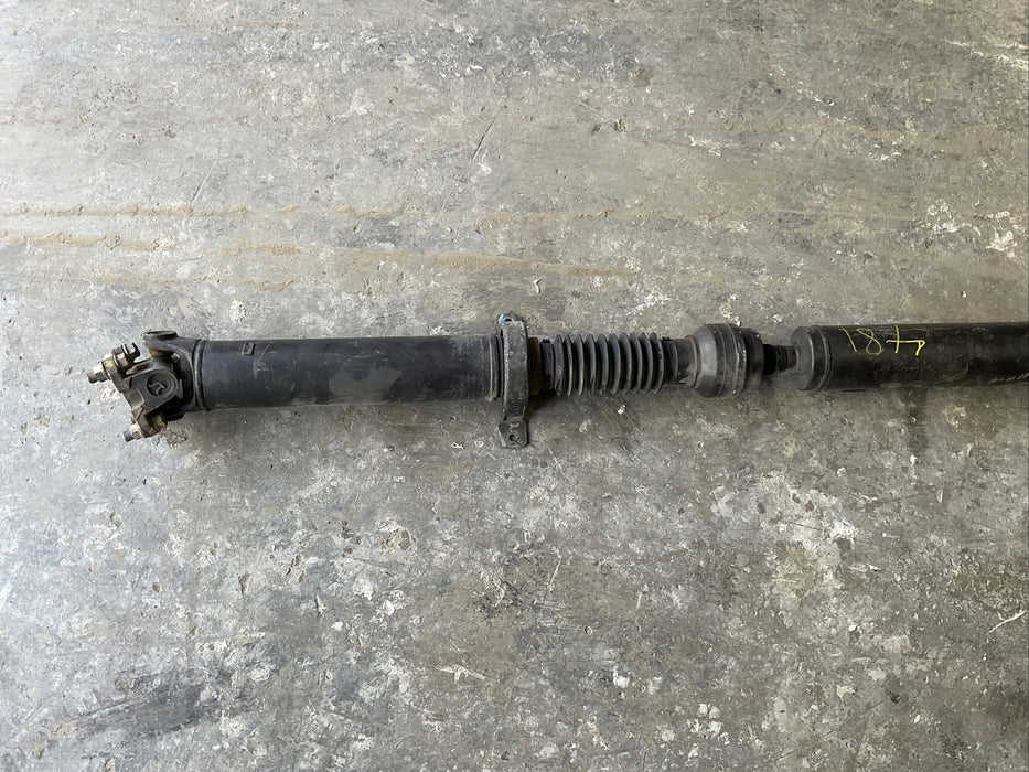 2016-2018 NISSAN TITAN XD 4X4 DIESEL DRIVE SHAFT W/HARDWARE 37300-EZ00D