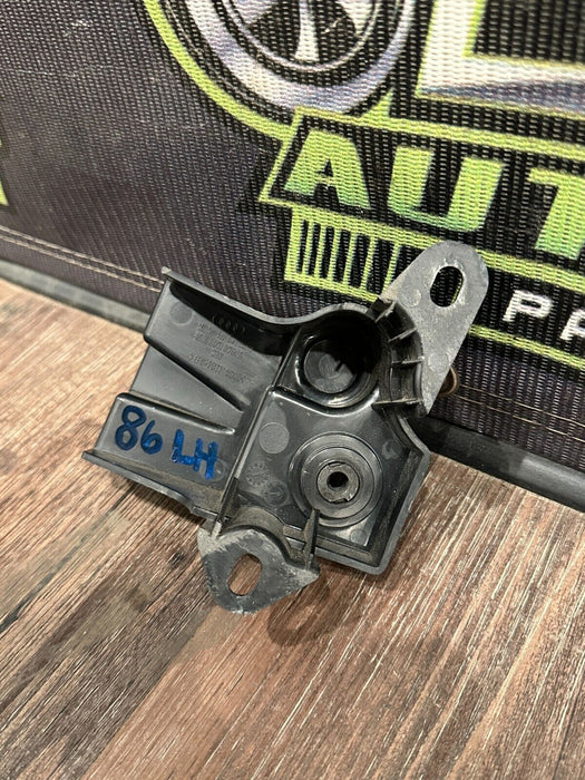 2017 2018 AUDI R8 PLUS FRONT DRIVER LEFT BRACKET OEM GENUINE 4S0 807 879 A