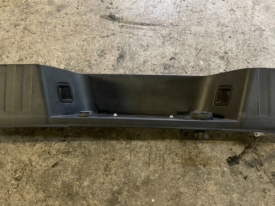 2017-2019 FORD F250 REAR CHROME BUMPER ASSEMBLY OEM (READ/SLIGHT SCUFFS)