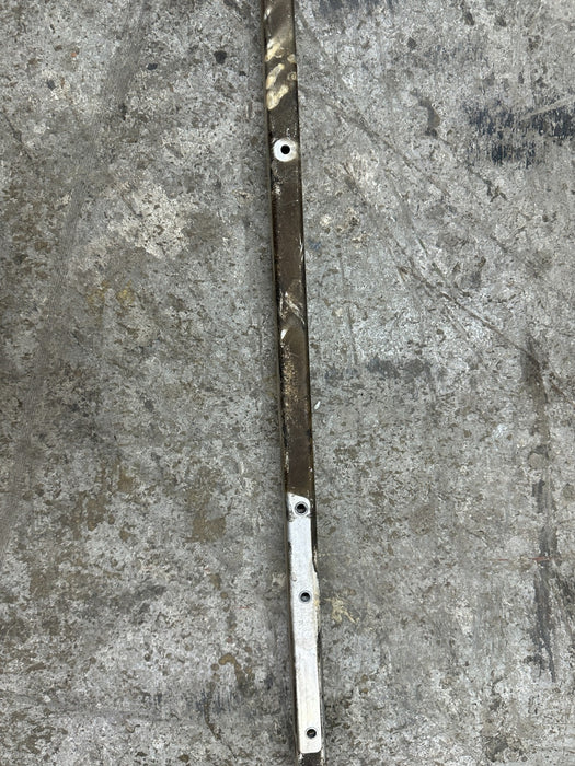 2014 AUDI R8 SPYDER OEM ROOF RAIL REINFORCEMENT FRAME CROSSMEMBER 427 813 518 A