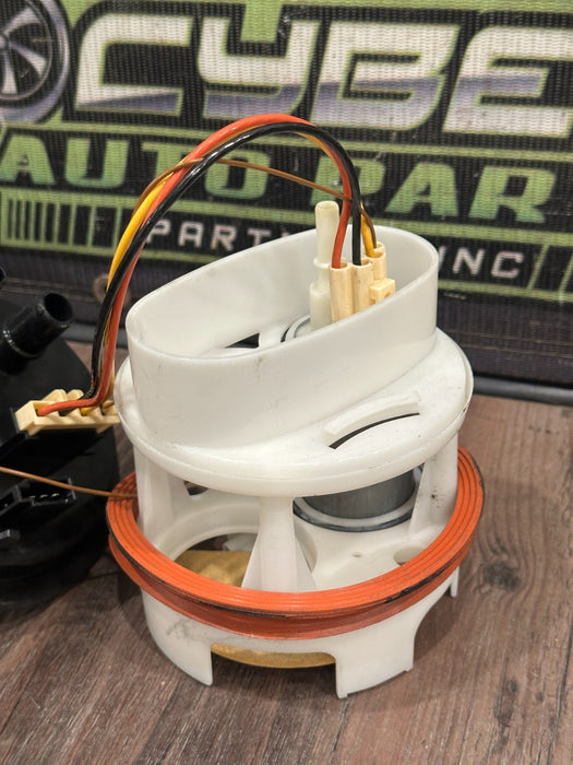 2017 AUDI R8 FUEL PUMP UNIT OEM