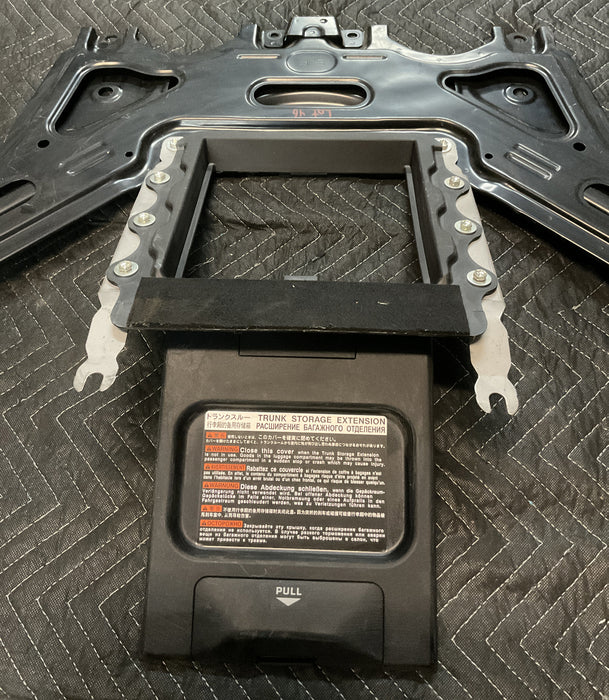 2015 LEXUS RC-F REAR BACK SEAT BRACE BRACKET W/TRUNK STORAGE EXTENSION OEM