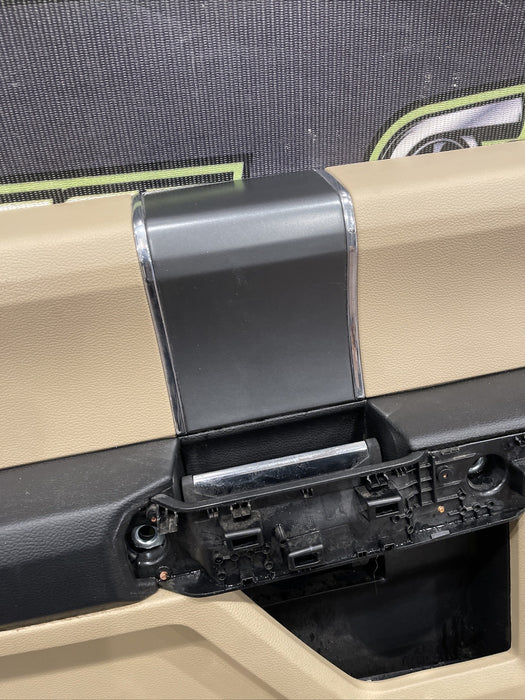 2017 2018 2019 FORD F250 F350 F450 LARIAT REAR LEFT DOOR PANELS OEM~DAMAGE~