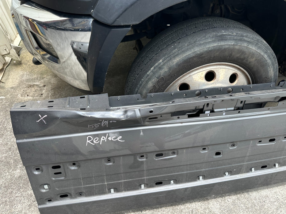 2020 2021 2022 FORD F250 F350 TAILGATE FACTORY OEM *DAMAGE*