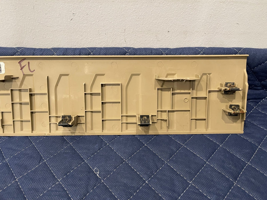 2017-2019 FORD F250 F350 F450 LARIAT TAN FRONT DRIVER LEFT SCUFF KICK PLATE OEM