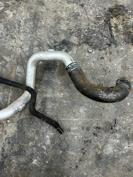 2014 AUDI R8 FRONT PASSENGER RIGHT COOLANT HOSE PIPE OEM 420 121 065 420121065