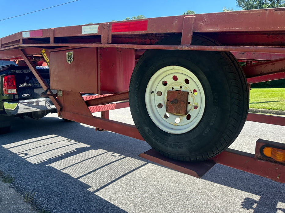 2002 Kaufman 35' Wedge Car Hauler Trailer