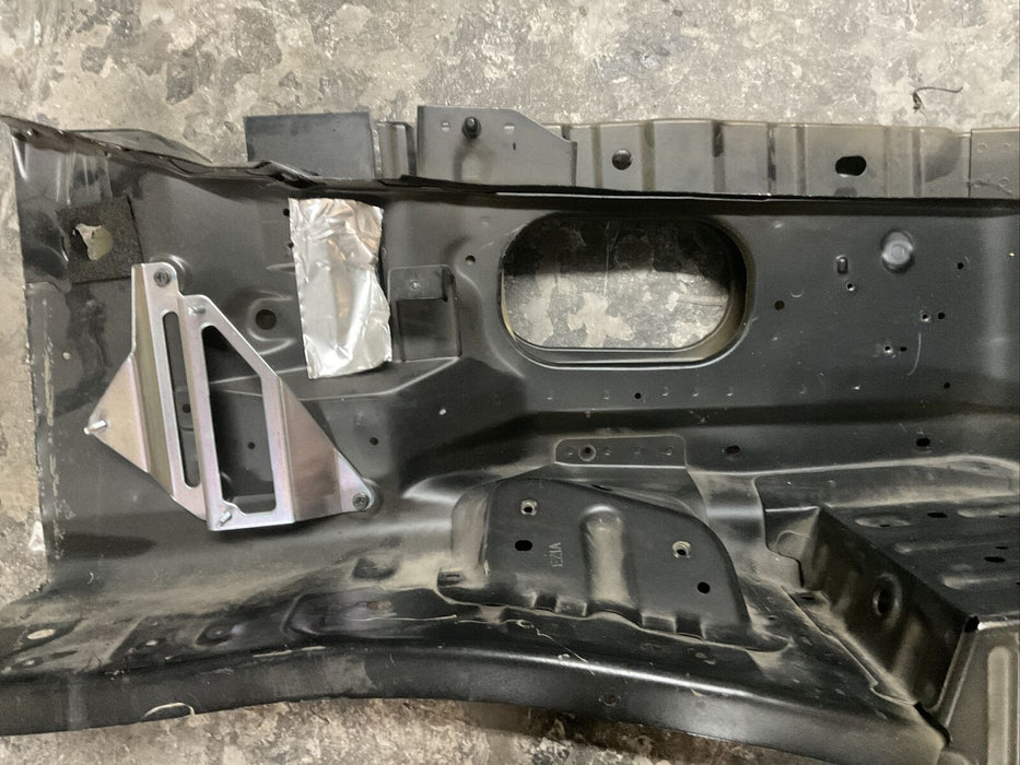 2016-2019 NISSAN TITAN XD FRONT LEFT DRIVER FRAME RAIL END APRON PILLAR CUT OEM
