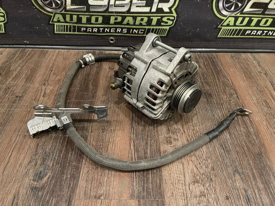 2017 MERCEDES-BENZ C63 AMG V8 ALTERNATOR GENERATOR W/ HOSE OEM 000 906 17 05