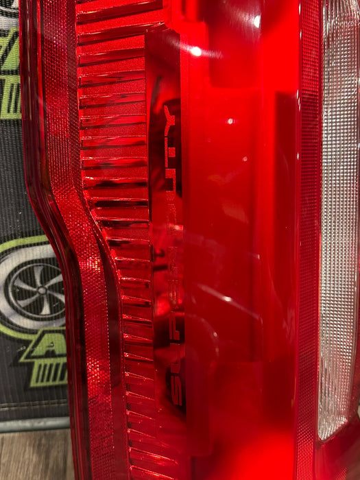 2024 FORD F250 F350 SUPER DUTY DRIVER LEFT HALOGEN TAIL LIGHT OEM