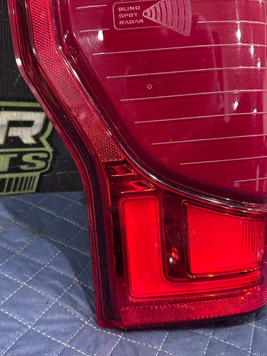 2020 2021 2022 FORD F250 F350 F450 LED TAIL LIGHT PAIR LEFT RIGHT W/ BLIND SPOT