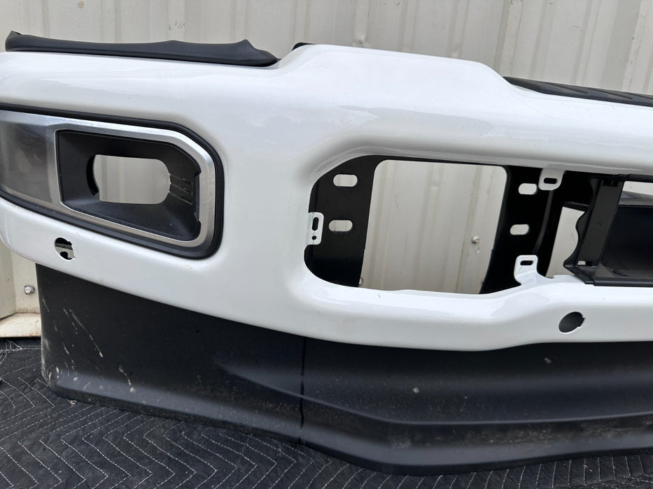 2023 2024 2025 FORD F250 F350 PLATINUM FRONT BUMPER ASSEMBLY STAR WHITE OEM