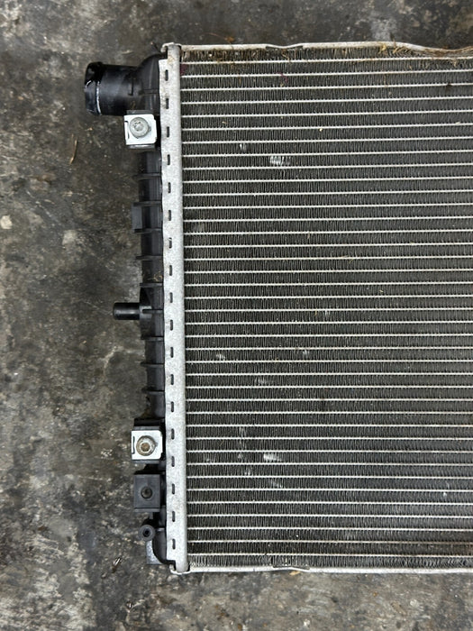 2014 AUDI R8 FRONT RIGHT PASSENGER RADIATOR 420 121 252 ASSEMBLY ~DAMAGE!!~