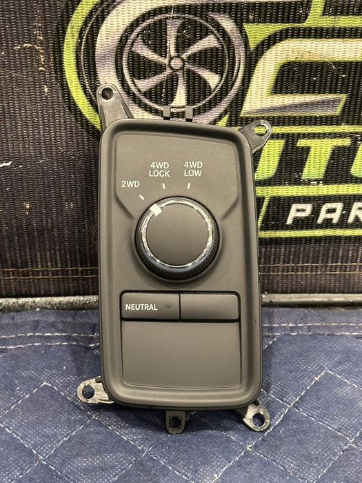 2015 DODGE RAM 2500 TRANSFER CASE CONTROL UNIT OEM 6814228AE