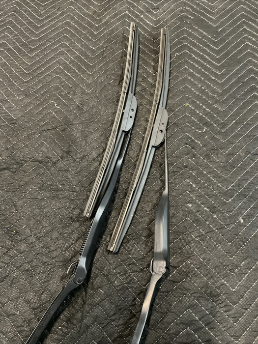 2016 NISSAN 370Z CONVERTIBLE WINDSHIELD WIPERS PAIR OEM 2009-2020