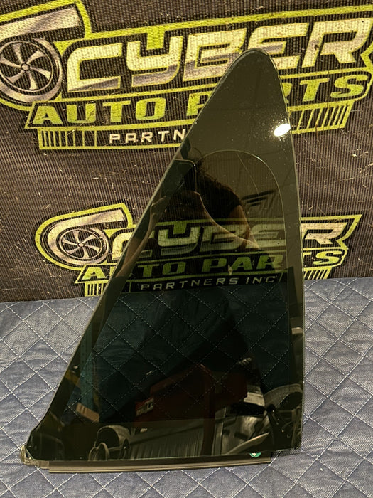 2015-2020 JAGUAR F-TYPE COUPE REAR RIGHT PASSENGER SIDE QUARTER WINDOW GLASS OEM